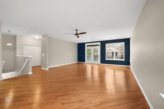 1870 Hampshire Drive, Hoffman Estates, IL 60192