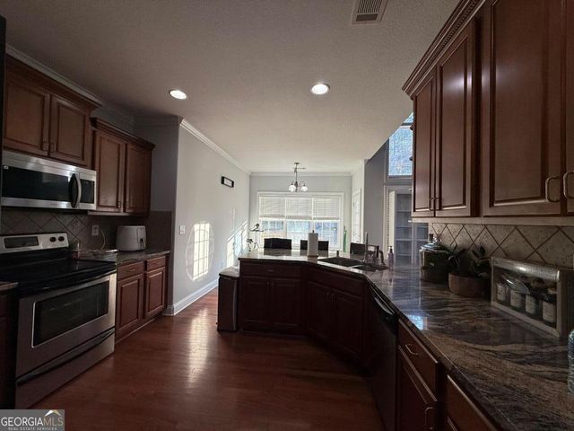 320 Pecan Court, Mcdonough, GA 30252