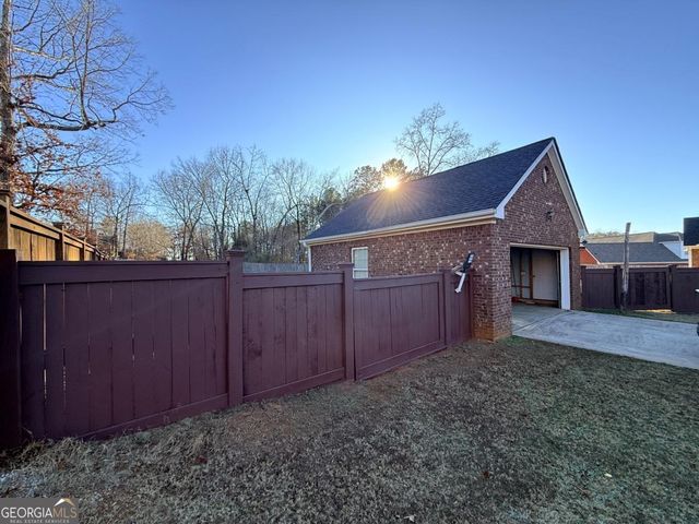 320 Pecan Court, Mcdonough, GA 30252