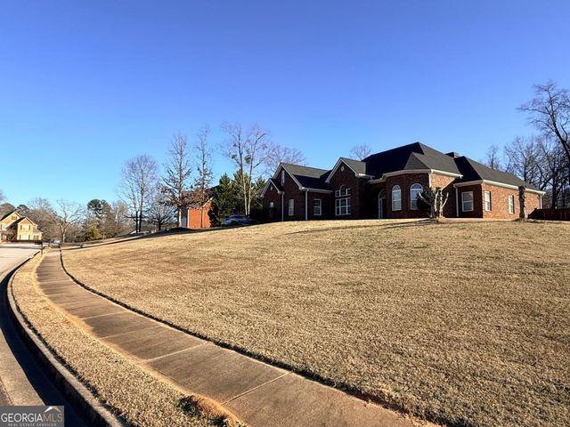 320 Pecan Court, Mcdonough, GA 30252