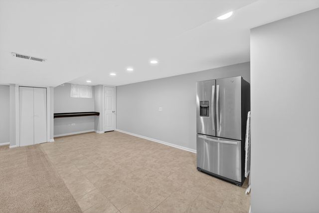 610 W Jefferson Avenue, Naperville, IL 60540