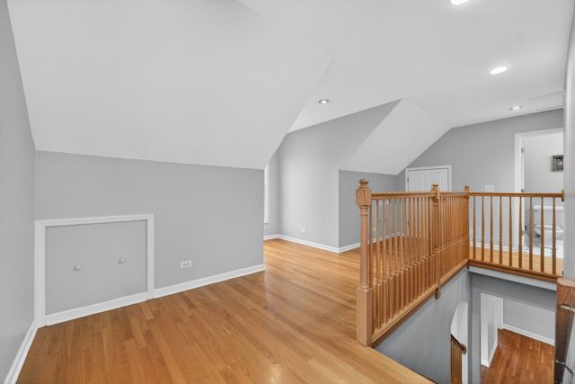 610 W Jefferson Avenue, Naperville, IL 60540