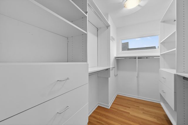 610 W Jefferson Avenue, Naperville, IL 60540