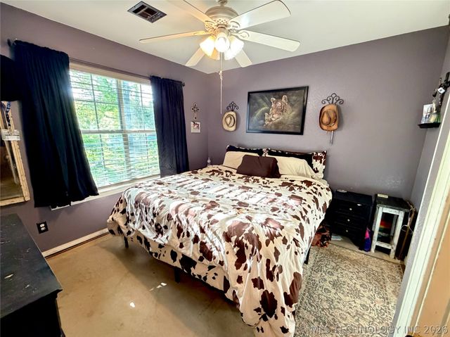 229 W Monterey Avenue, Sapulpa, OK 74066