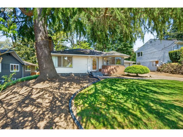 4655 Sw PENDLETON St, Portland, OR 97221