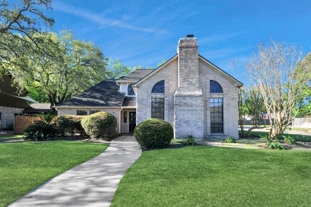 3210 Deer Creek Drive, Sugar Land, TX 77478