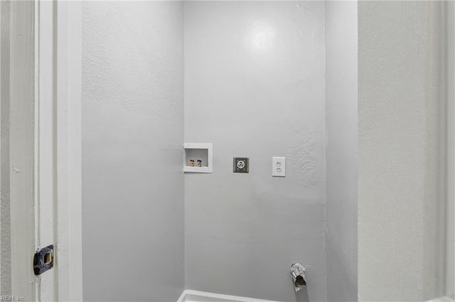 844 15th ST, Newport News, VA 23607