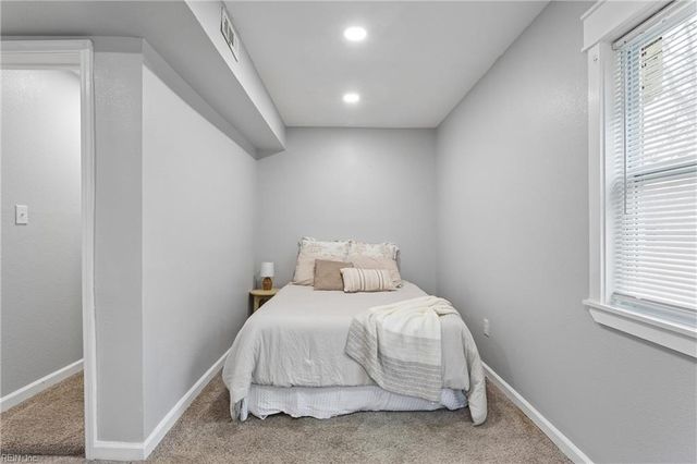 844 15th ST, Newport News, VA 23607