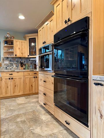 1150 CARTLEB ROAD, Fairbanks, AK 99712