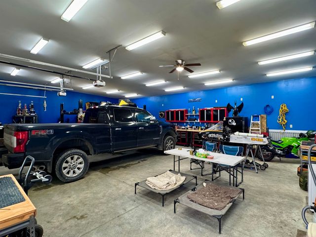 1150 CARTLEB ROAD, Fairbanks, AK 99712