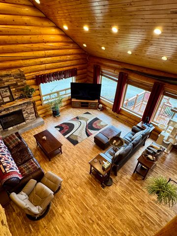 1150 CARTLEB ROAD, Fairbanks, AK 99712