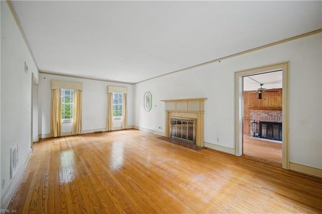 5256 Shenstone CIR, Virginia Beach, VA 23455