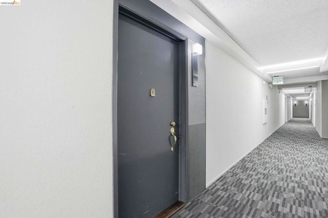 2 ADMIRAL DRIVE B276, Emeryville, CA 94608