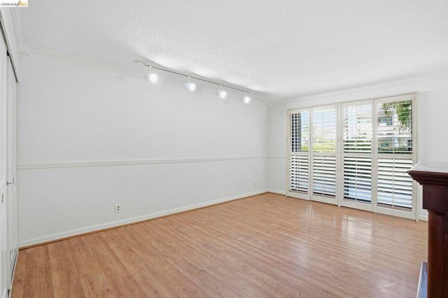2 ADMIRAL DRIVE B276, Emeryville, CA 94608