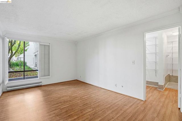 2 ADMIRAL DRIVE B276, Emeryville, CA 94608