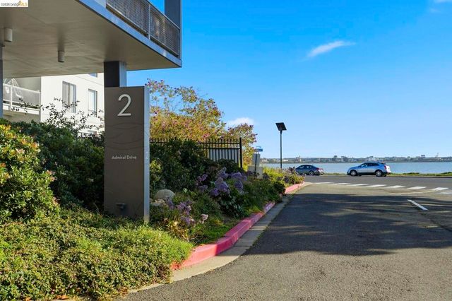 2 ADMIRAL DRIVE B276, Emeryville, CA 94608