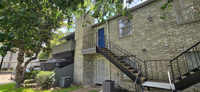 9700 Leawood Boulevard 1002, Houston, TX 77099