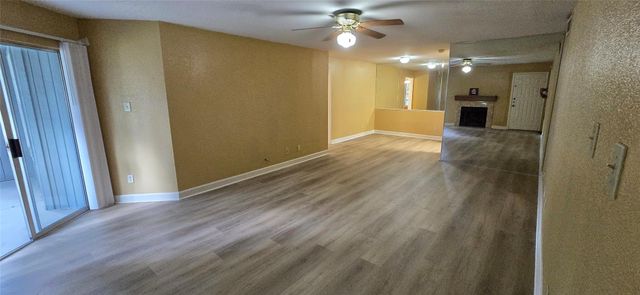 9700 Leawood Boulevard 1002, Houston, TX 77099
