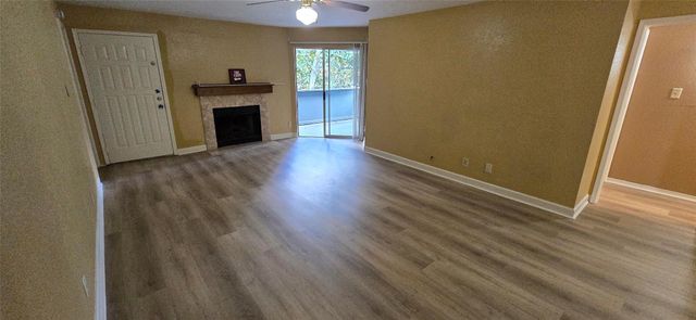9700 Leawood Boulevard 1002, Houston, TX 77099