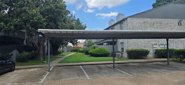 9700 Leawood Boulevard 1002, Houston, TX 77099