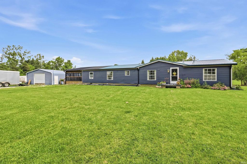 0577 E 200 S, Hartford City, IN 47348