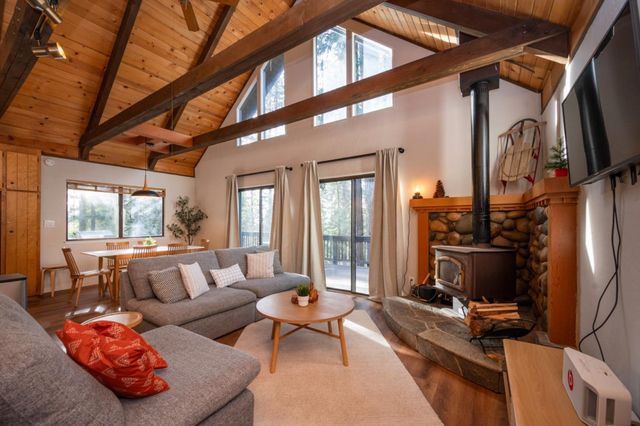 2041 Baywood Vw, Arnold, CA 95223