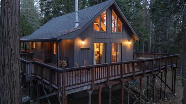 2041 Baywood Vw, Arnold, CA 95223