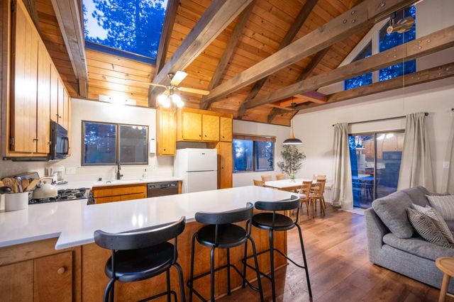 2041 Baywood Vw, Arnold, CA 95223