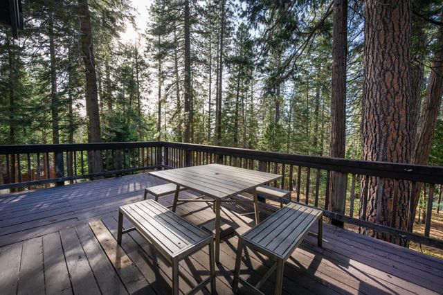 2041 Baywood Vw, Arnold, CA 95223