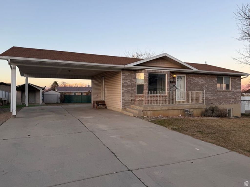 643 E 400 N, Payson, UT 84651