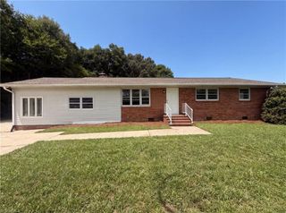 4913 Millpoint Road, Greensboro, NC 27406