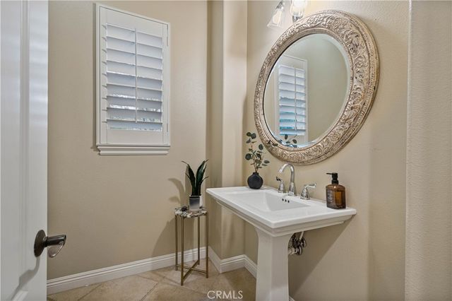 4959 Shady Trail, Simi Valley, CA 93063