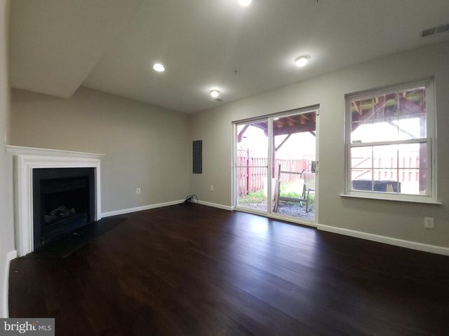 4605 SNOWFLOWER BLVD, Oxon Hill, MD 20745