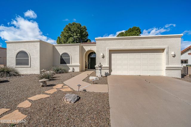 1421 N Abrego Drive, Green Valley, AZ 85614
