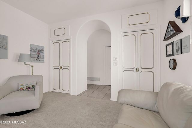 1421 N Abrego Drive, Green Valley, AZ 85614