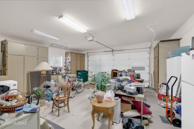 1421 N Abrego Drive, Green Valley, AZ 85614