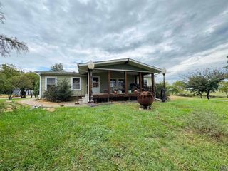 1720 NE 54th St, Topeka, KS 66617