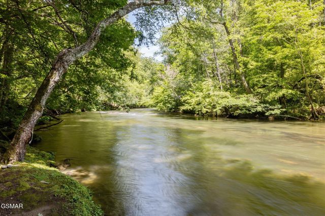 2697 Brandy Way, Sevierville, TN 37876