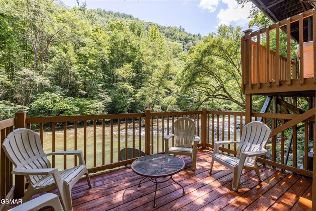 2697 Brandy Way, Sevierville, TN 37876