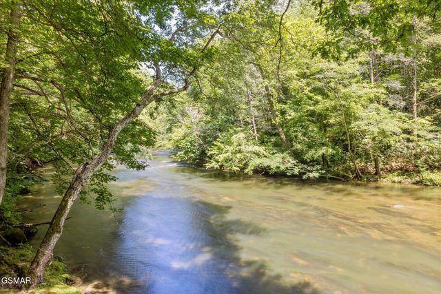 2697 Brandy Way, Sevierville, TN 37876
