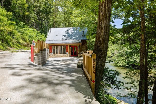 2697 Brandy Way, Sevierville, TN 37876
