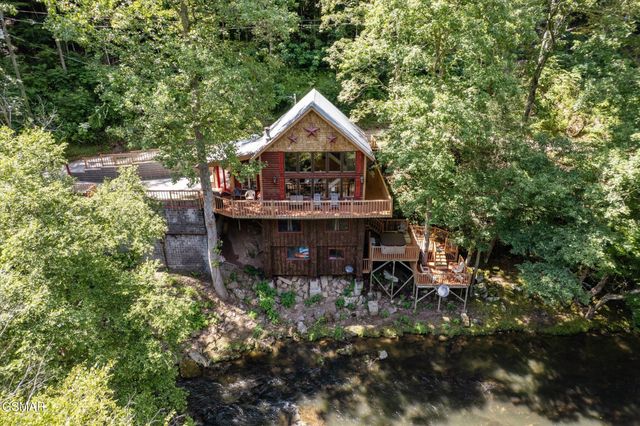 2697 Brandy Way, Sevierville, TN 37876