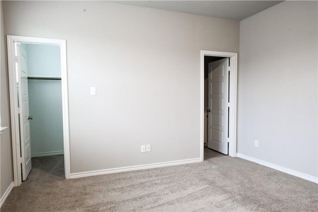 2605 Mccart Avenue, Fort Worth, TX 76110