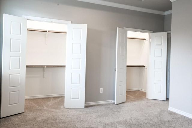 2605 Mccart Avenue, Fort Worth, TX 76110