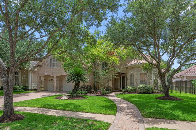 19003 Windsor Lakes Drive, Houston, TX 77094