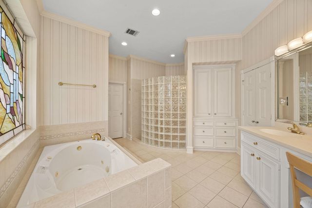 19003 Windsor Lakes Drive, Houston, TX 77094