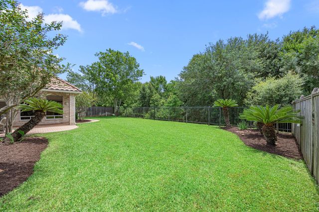 19003 Windsor Lakes Drive, Houston, TX 77094