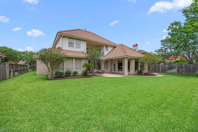 19003 Windsor Lakes Drive, Houston, TX 77094
