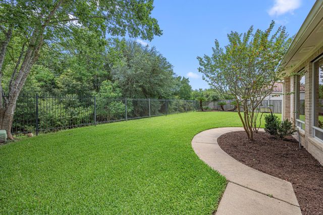 19003 Windsor Lakes Drive, Houston, TX 77094