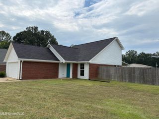 1028 Spanish Oak Boulevard, Florence, MS 39073